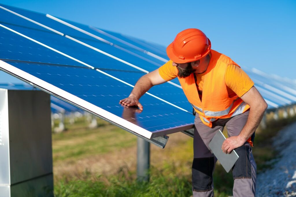 Jakie są koszty instalacji i eksploatacji instalacji fotowoltaicznych?